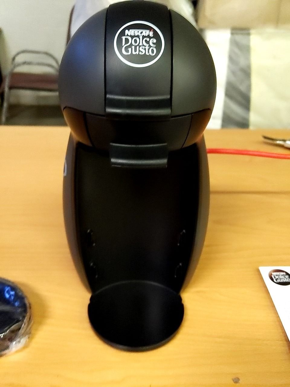 Kapslový kávovar Krups KP100B (Dolce Gusto Piccolo)