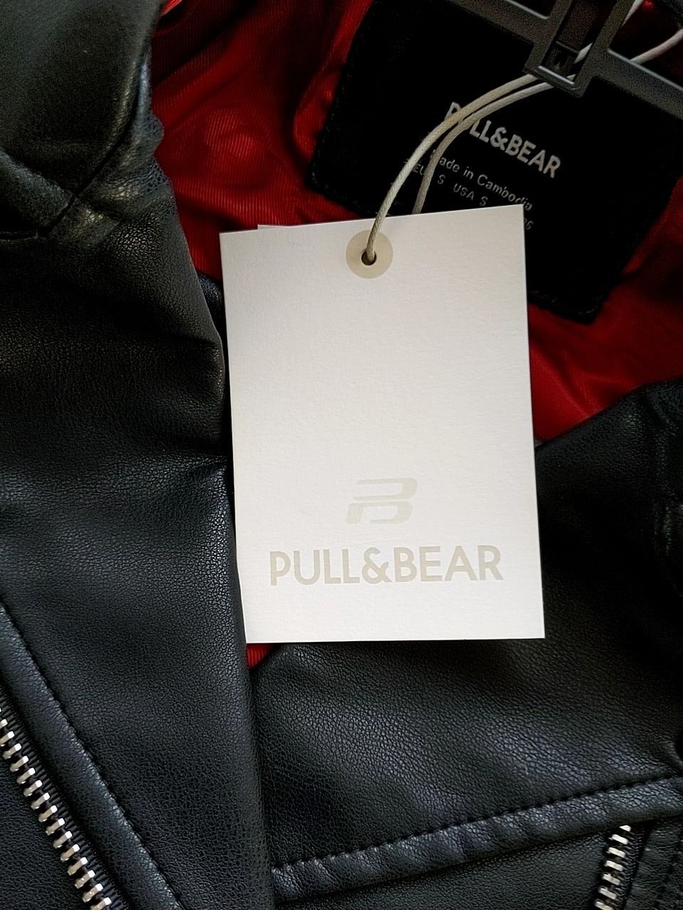 Bunda Pull&Bear Syntetika, velikost S EUR