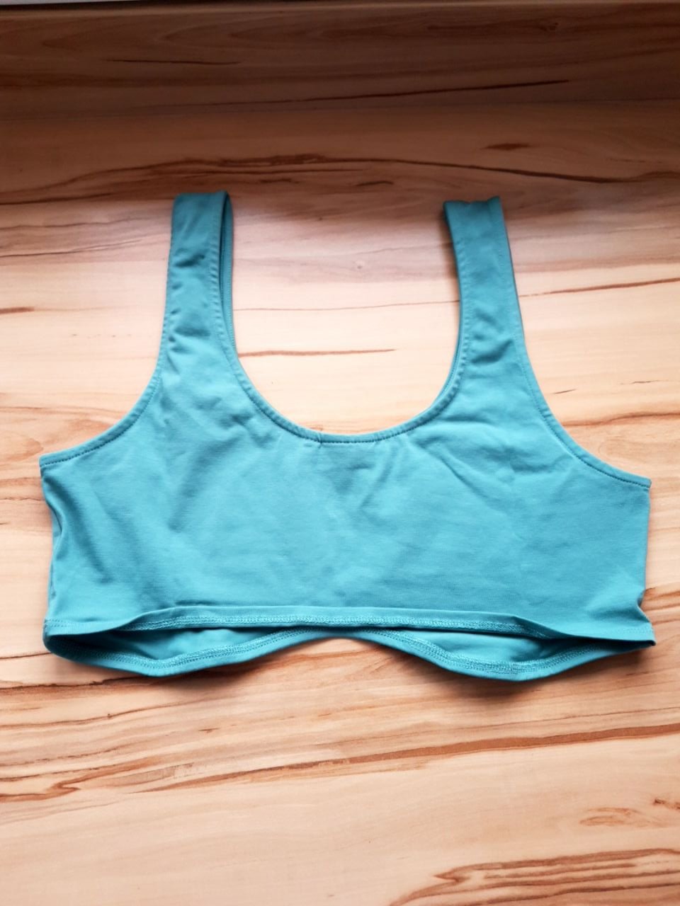 Sportovní podprsenka Asos Velikost 44 EUR