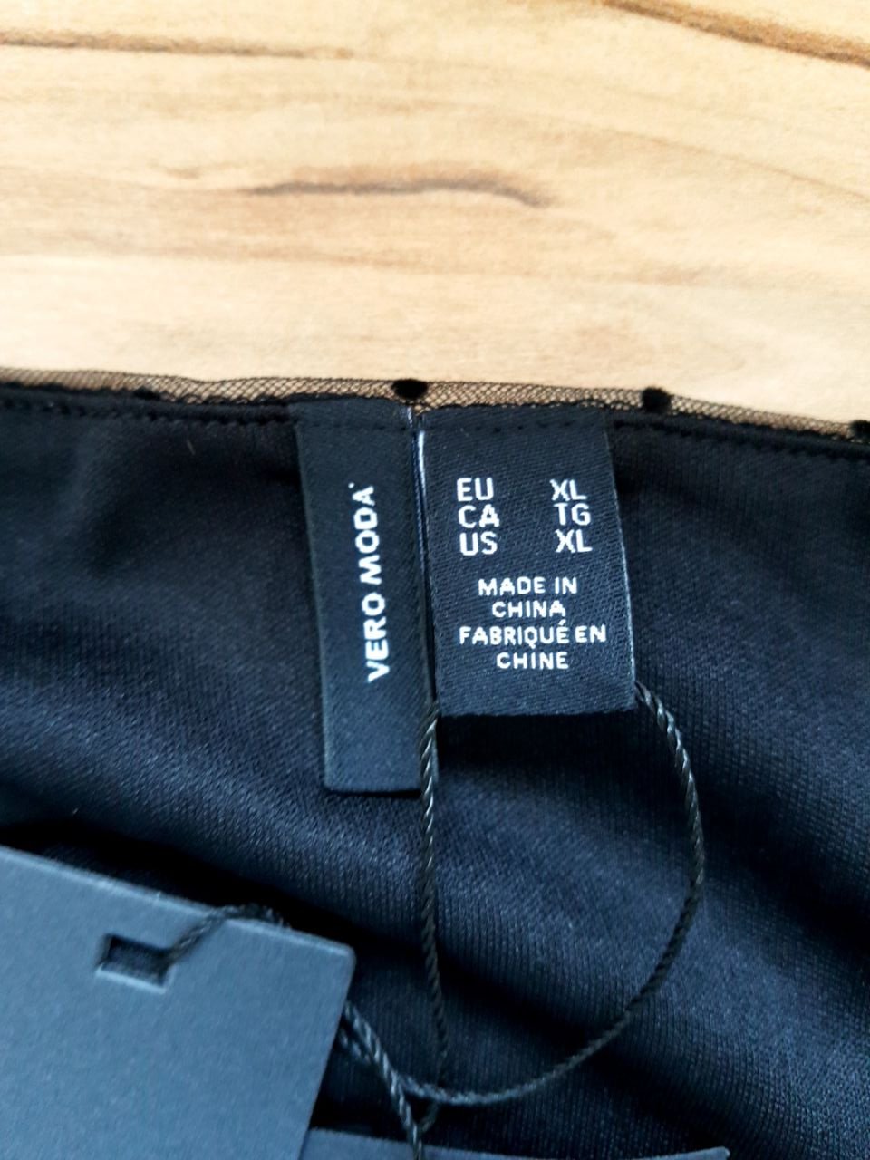 Šaty Vero Moda Velikost XL EUR, barva černá