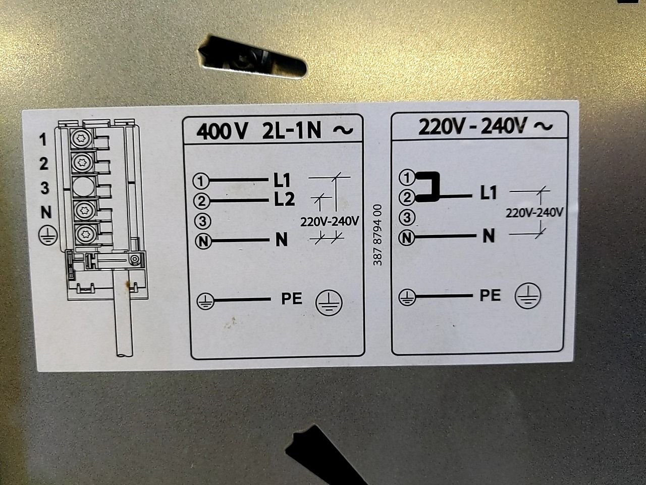 Sklokeramická varná deska Elektrolux EHF6240XXK