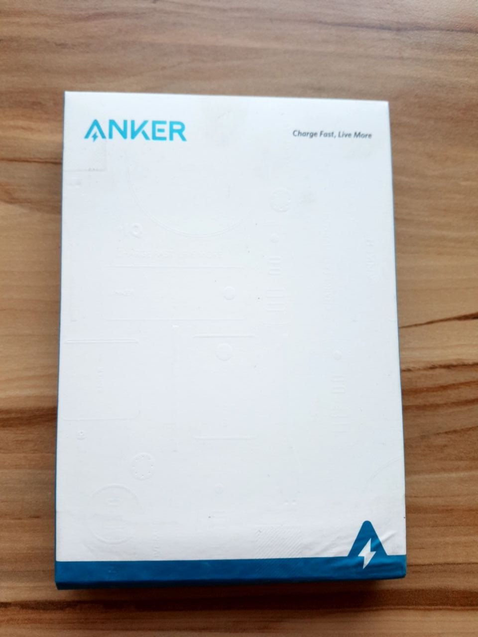 Bezdrátová nabíječka Anker PowerWave 7,5R