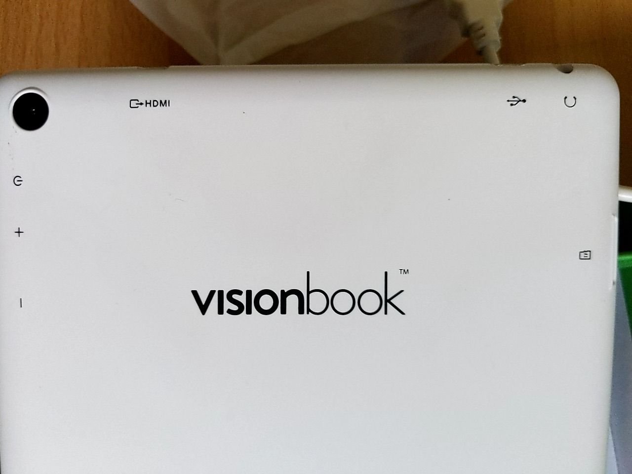 Tablet Umax Vision Book 8Q Plus