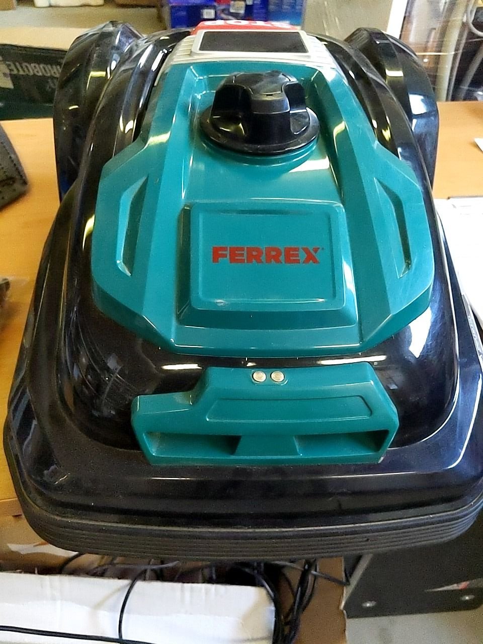 Robotická sekačka Ferrex R800 Easy+