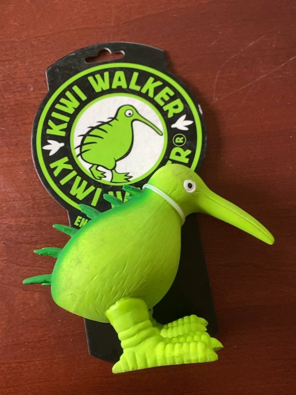 hračka pro psy Kiwi Walker Figure M