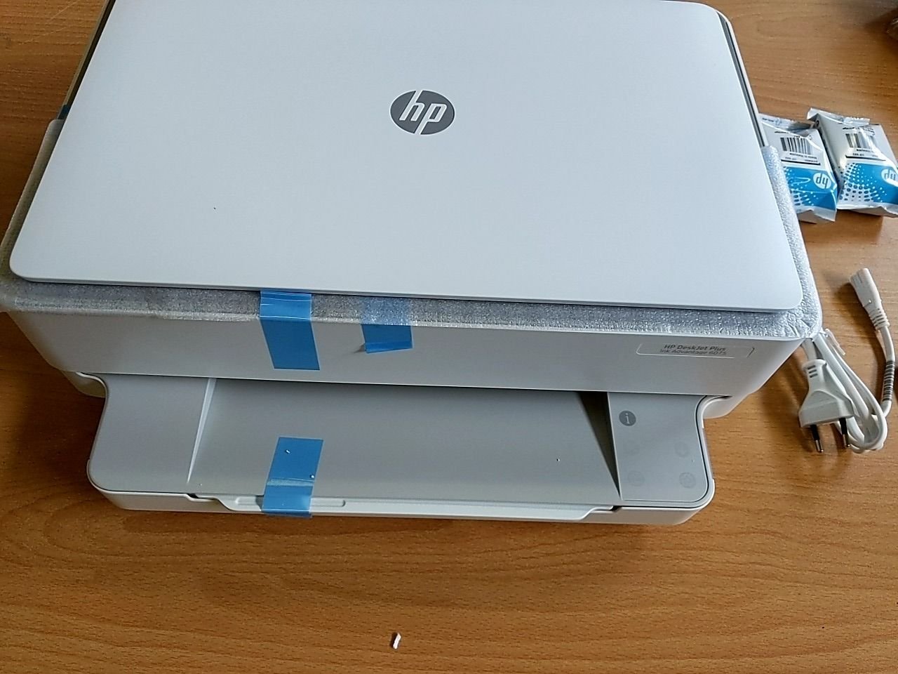 Multifunkční inkoustová tiskárna HP DeskJet Advantage 6075