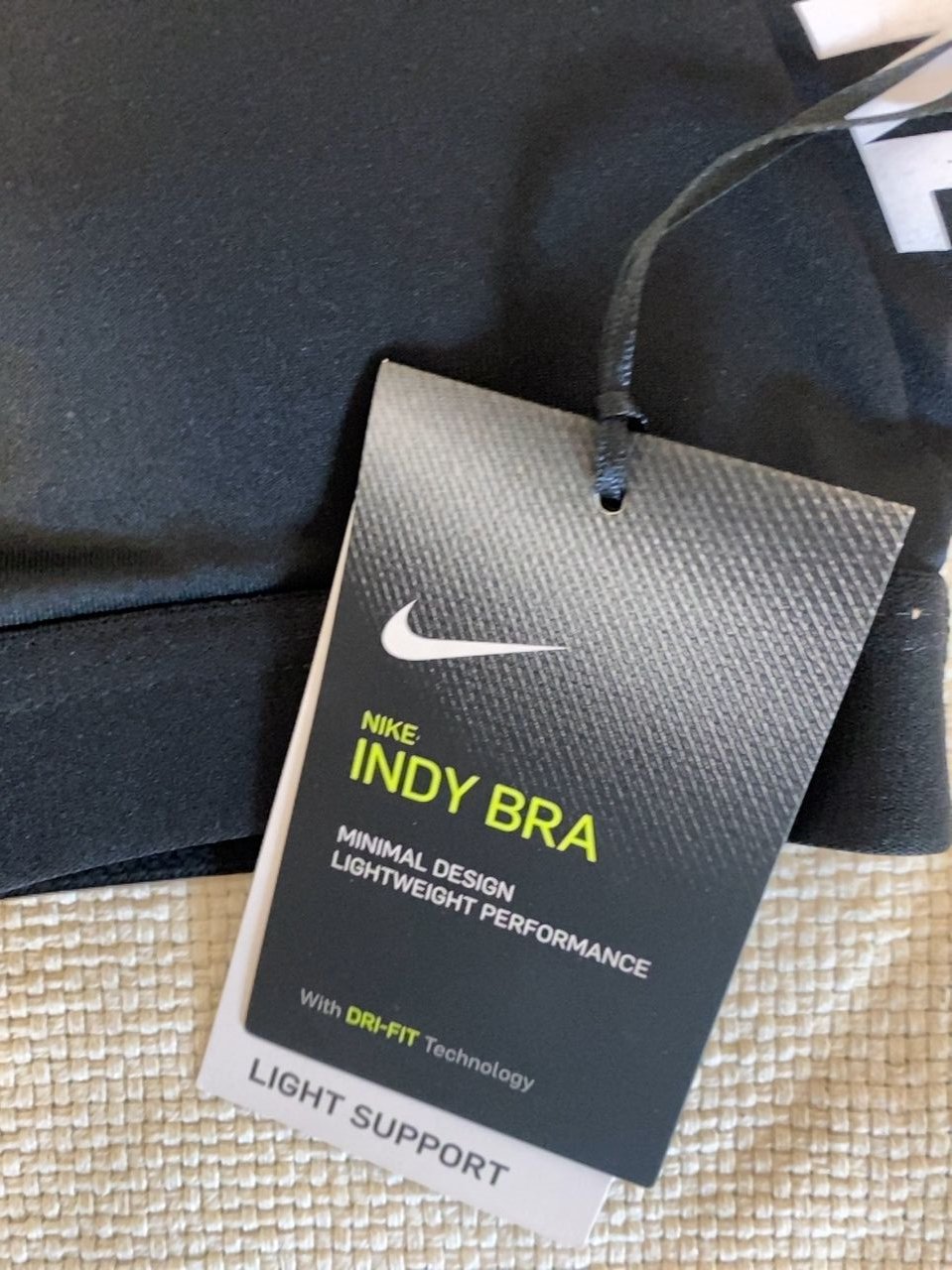 sportovní podprsenka Nike velikost S