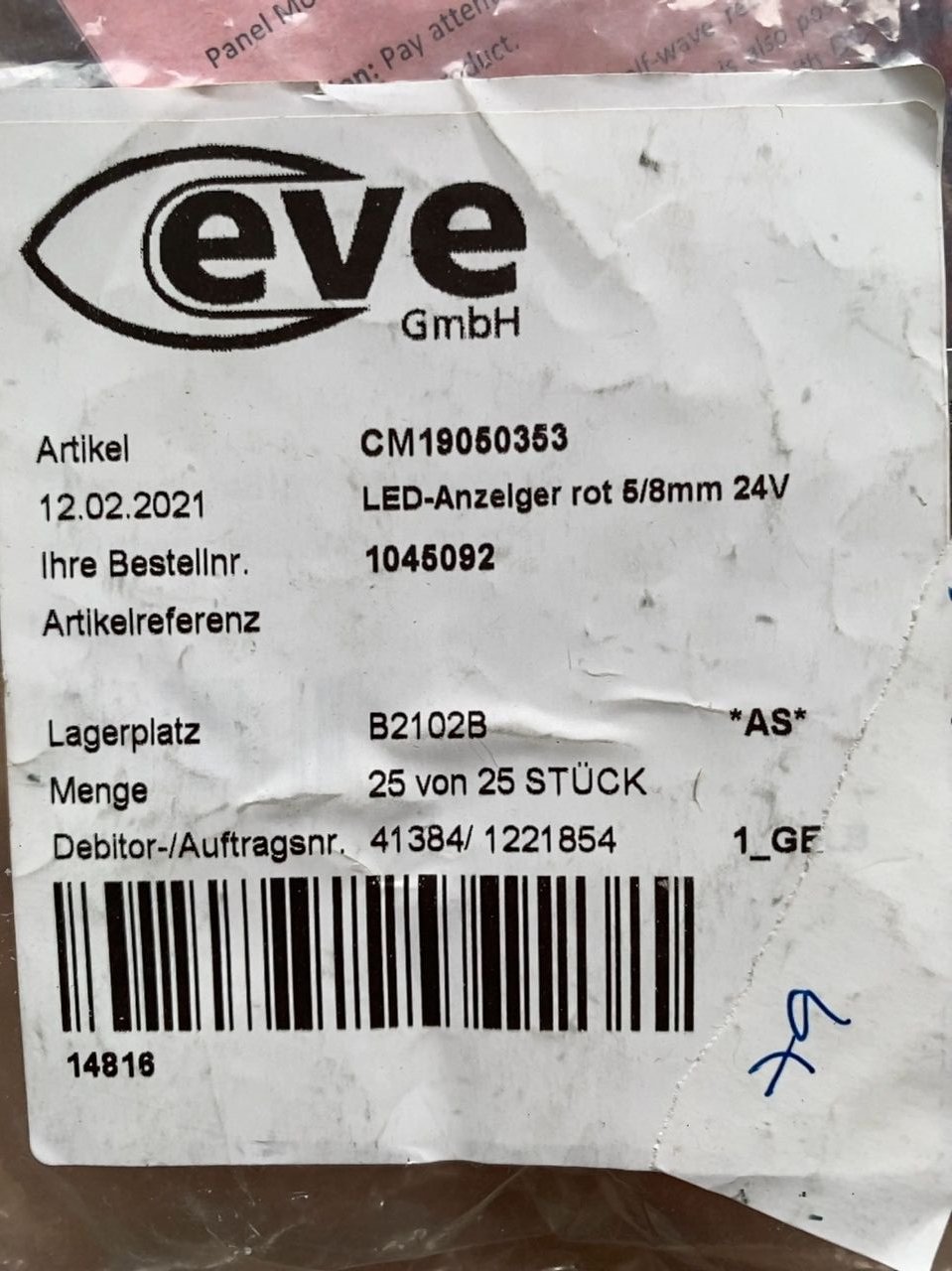 25ks konektorů Eve CM19050353