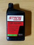 Bezdušový tmel Stan´s No Tubes Tire Sealant