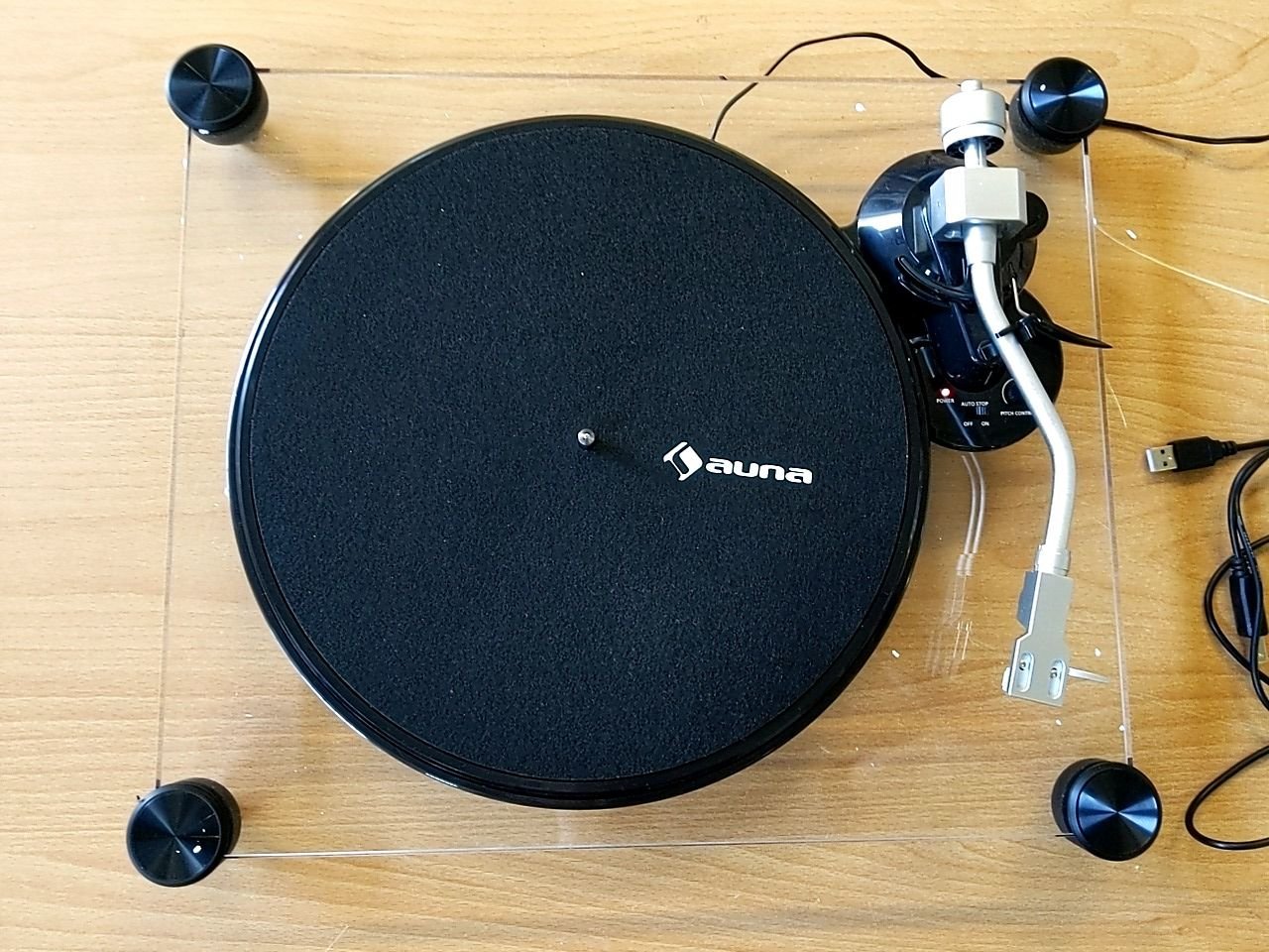 Gramofon (akryl. sklo) Auna TT-Pure