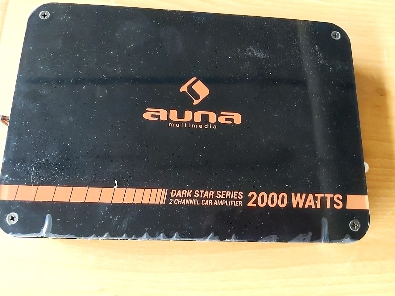 Dvoukanálový koncový zesilovač do auta (2000 W) Auna Dark Star 2000