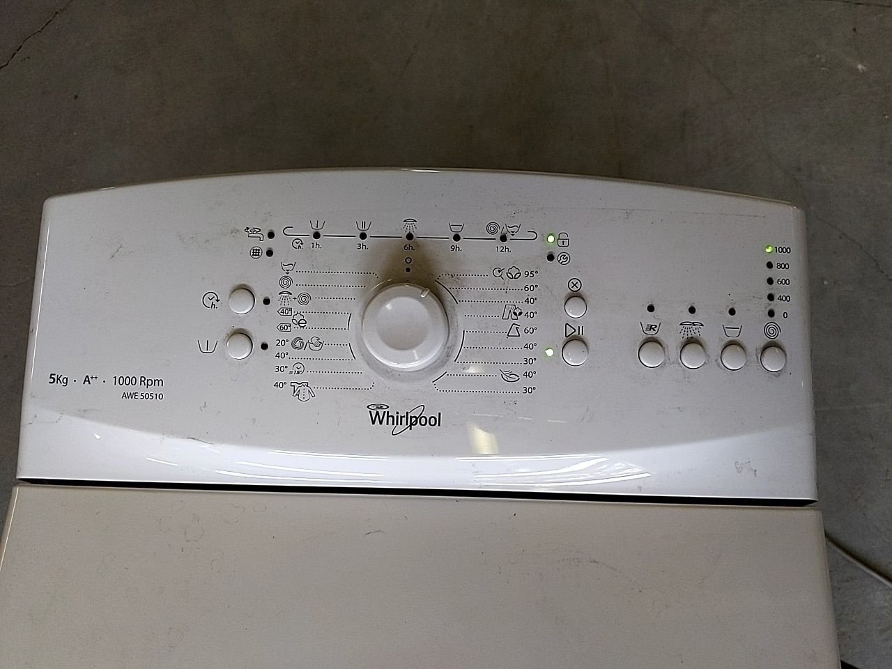 Pračka - vrchní plnění Whirlpool AWE 50510