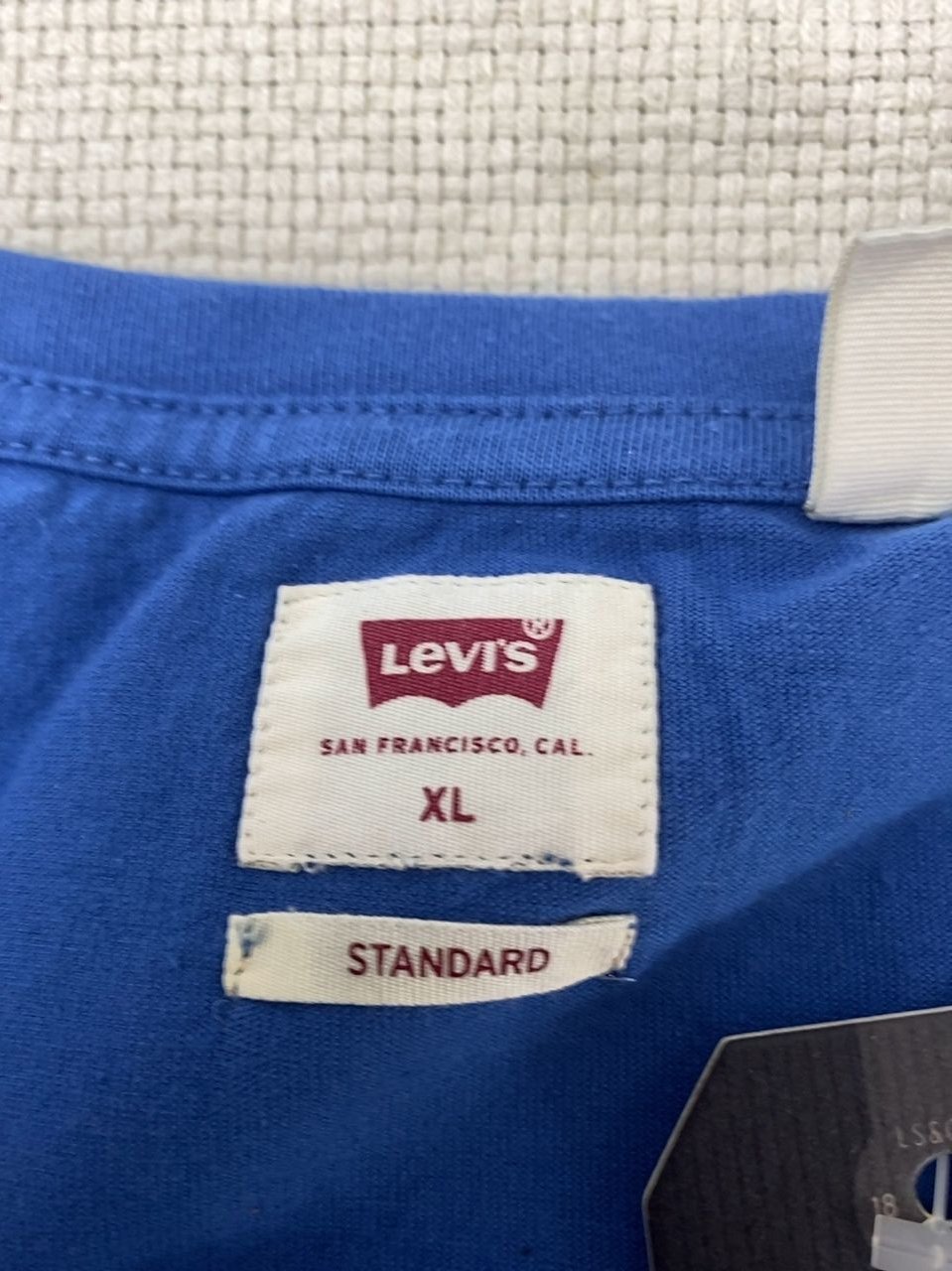 Tričko Levis Velikost XL