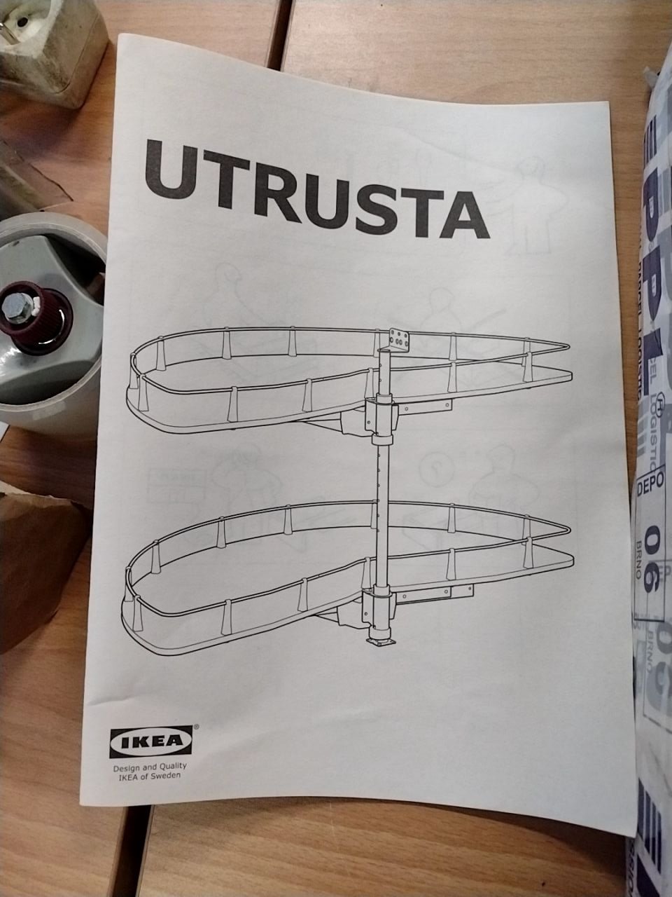 Výsuvný díl do roh. skříňky Ikea Utrusta