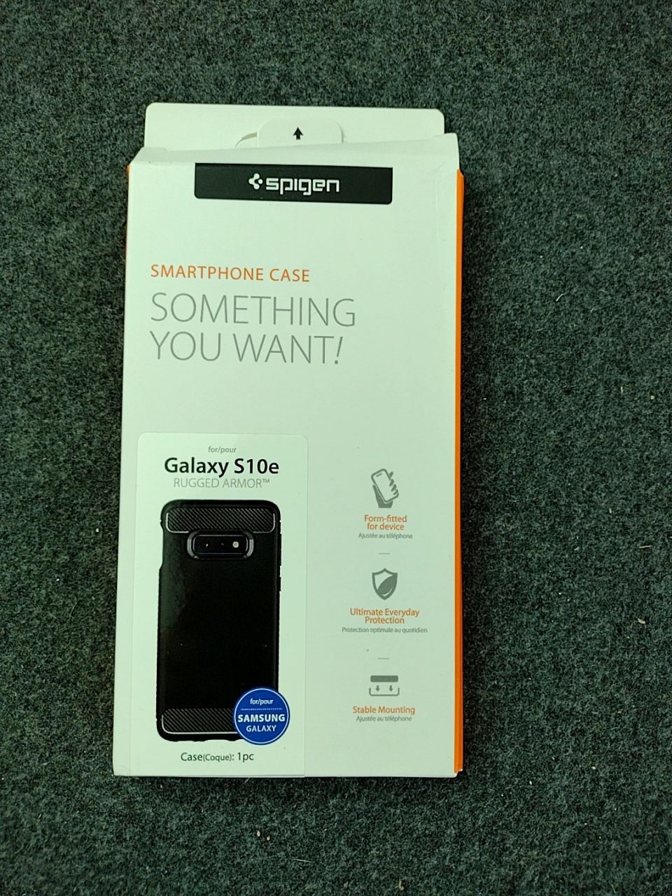 Zadní ochranný kryt pro mobilní telefon Spigen Galaxy S10e