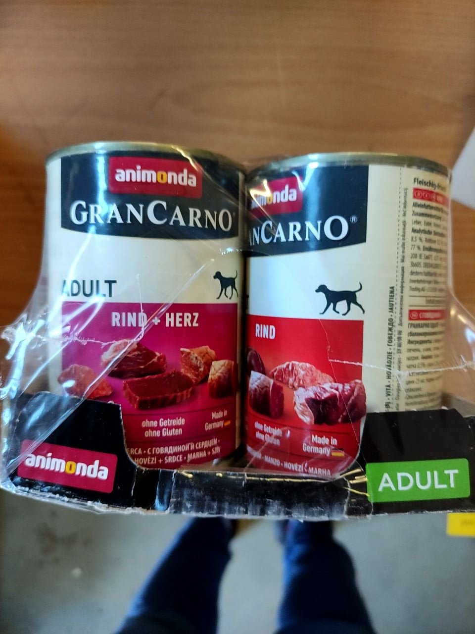 Kompletní krmivo pro dospělé psy- míchané balení Gran Carno 6 x 400 g