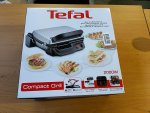 Malý kompaktní gril vhodný pro celoroční grilování Tefal Compact 600 Classic GC305012