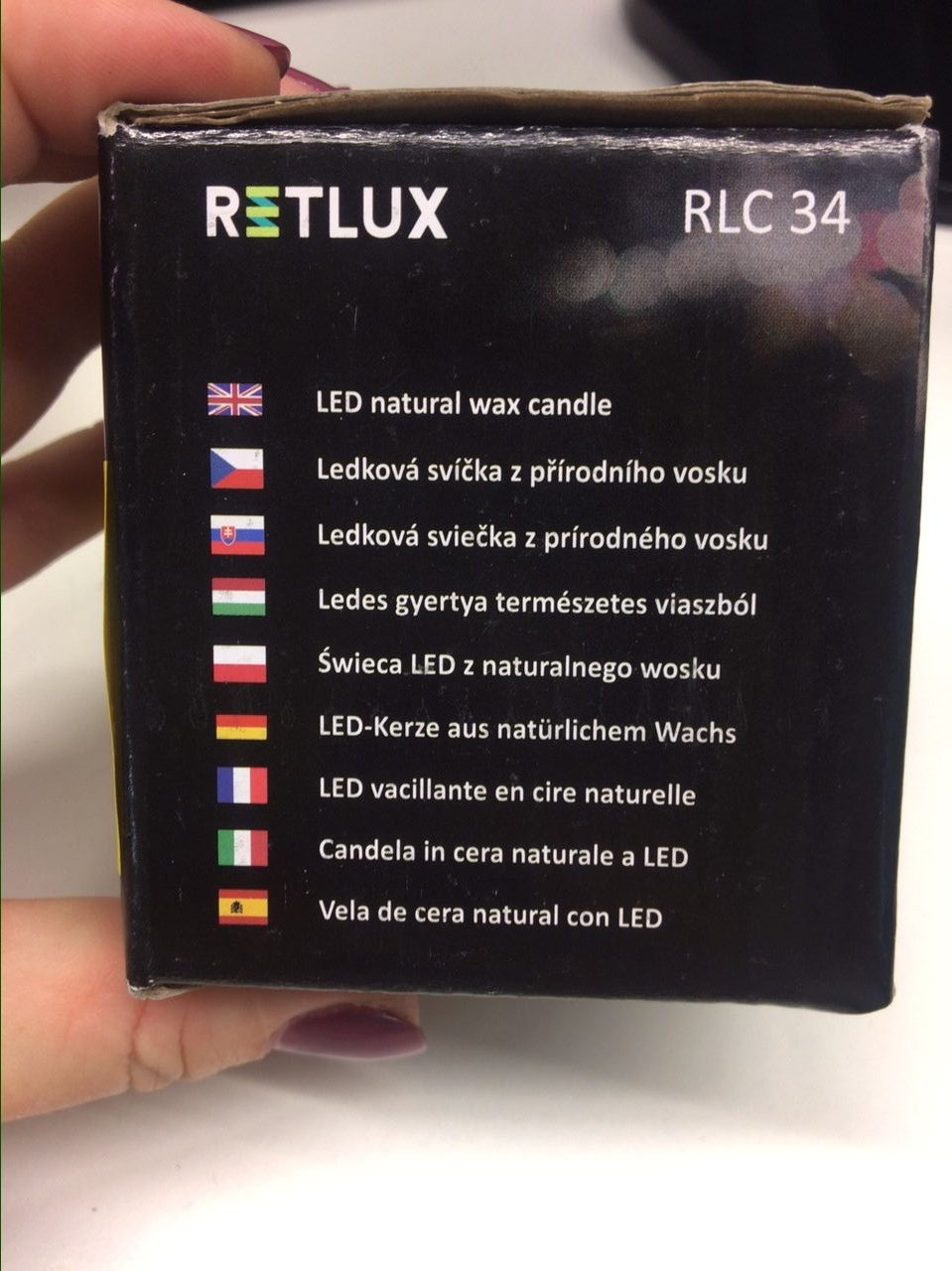 LED svíčka z přírodního vosku Retlux 