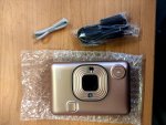 Instantní fotoaparát s vestavěným bleskem, micro SD a micro SDHC Fujifilm Instax Mini LiPlay zlatý