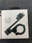 držák na smartphone s otočným ramenem - uchycení na řídítka SP Connect Moto Mount Pro