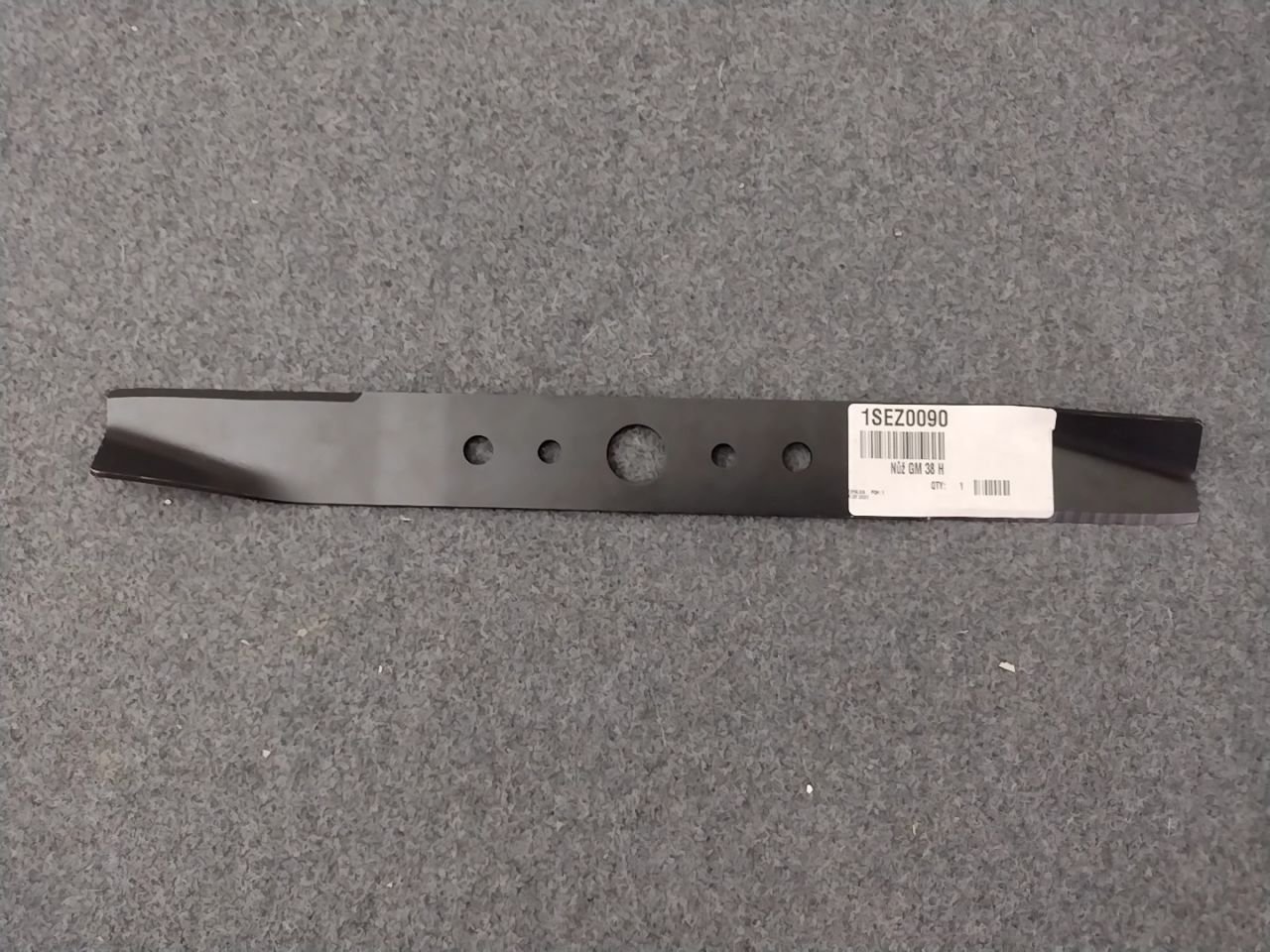 náhradní nůž pro sekačku model GM 38 H Mountfield