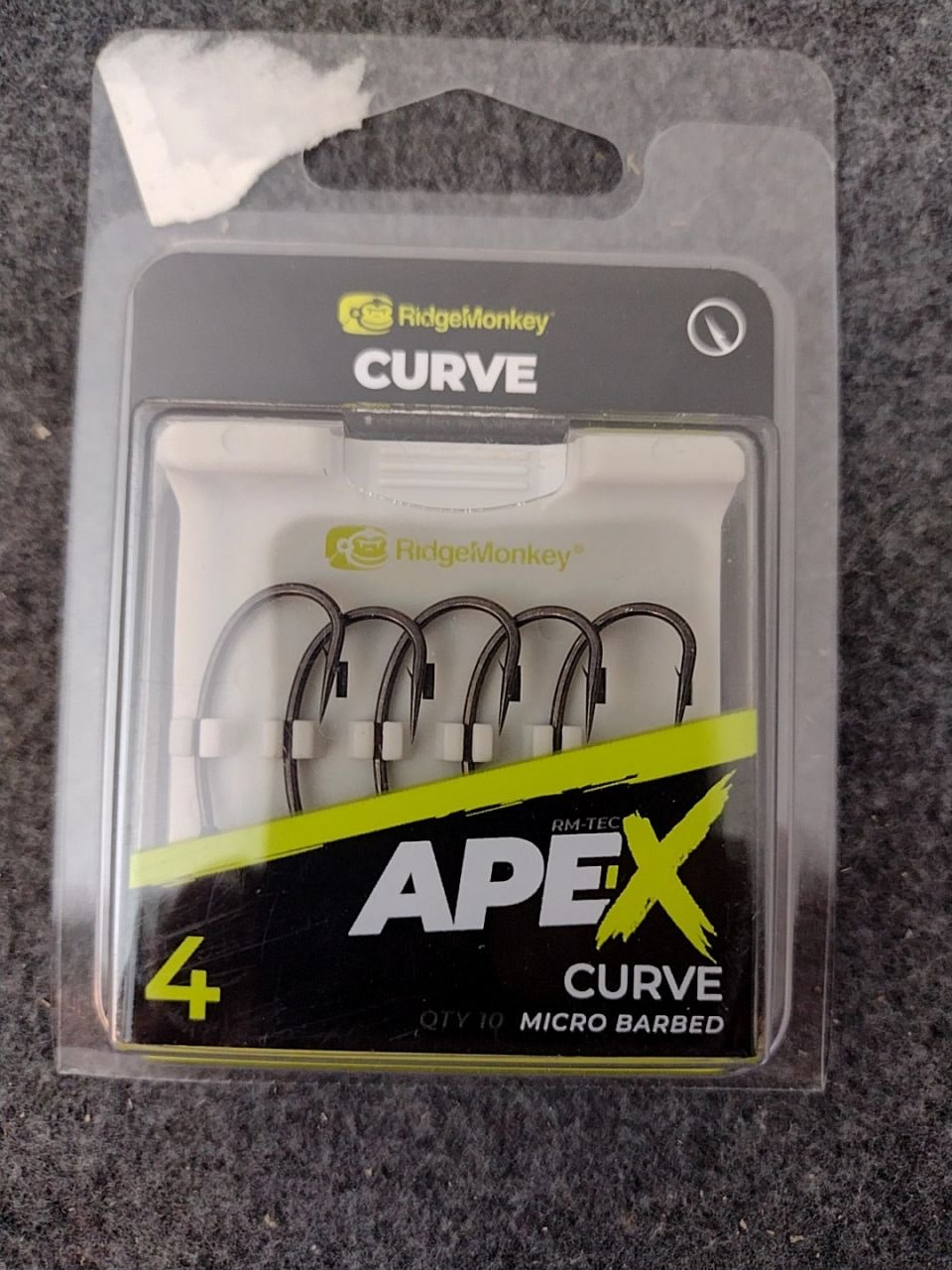 Háčky na rybaření RidgeMonkey APE X curve - 4 ks