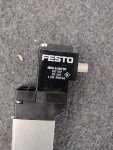 Solenoidový ventil s manuálním ovládáním Festo MEH-5/2-5,0-B