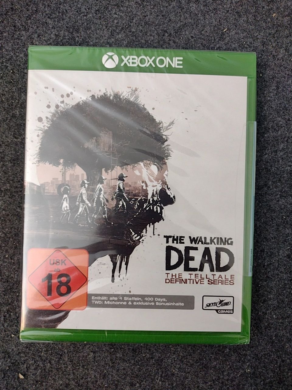 hra na xbox one - The Walking Dead: The Telltale Definitive Series  