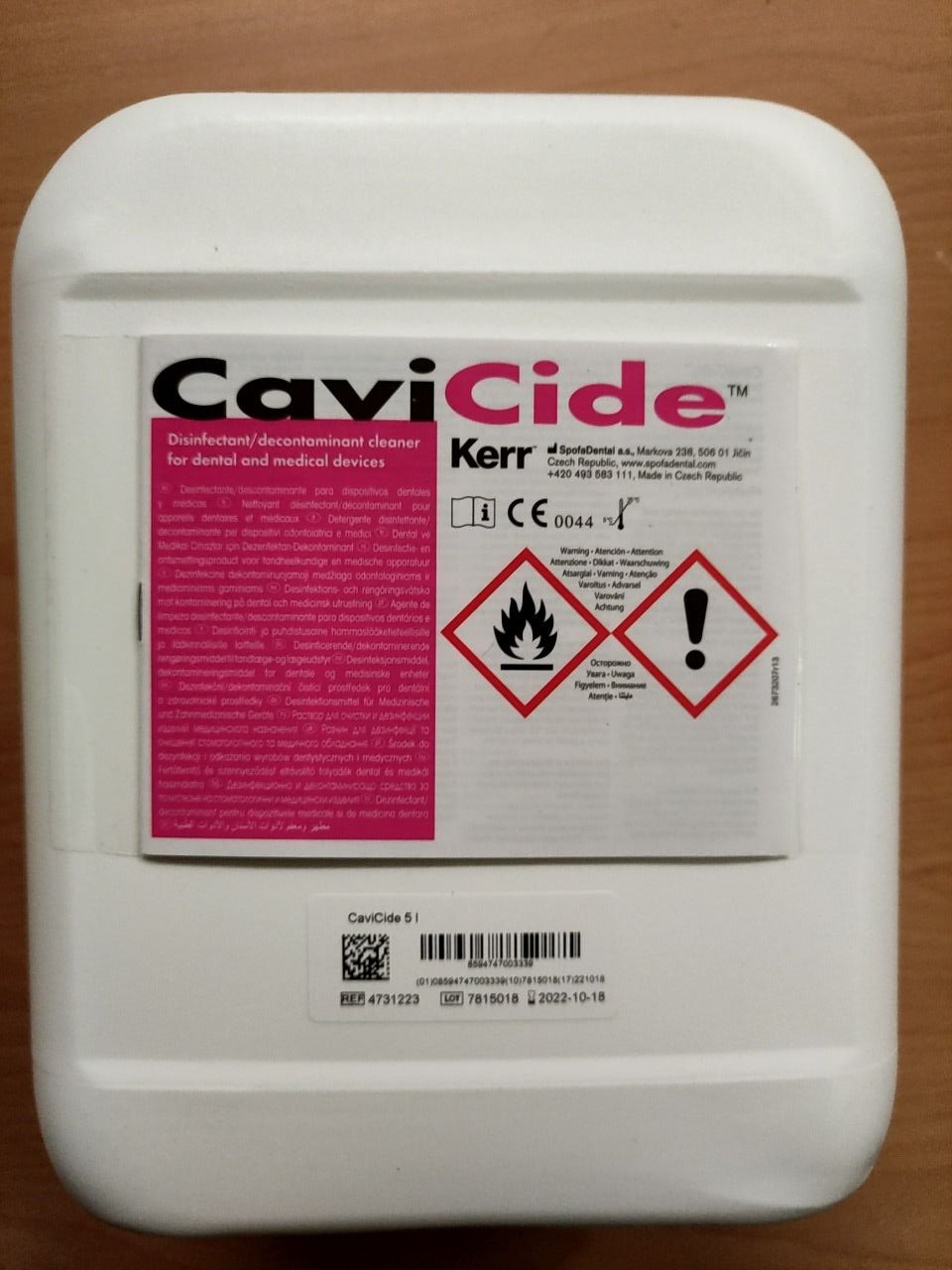 Dezinfekční a dekontaminační přípravek Cavi Cide 5 l