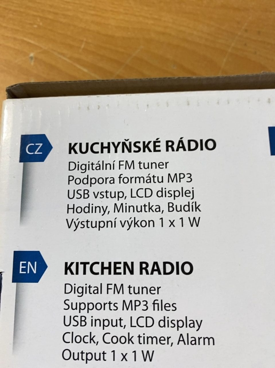 Kuchyňské rádio Hyundai KR 815 PLL U