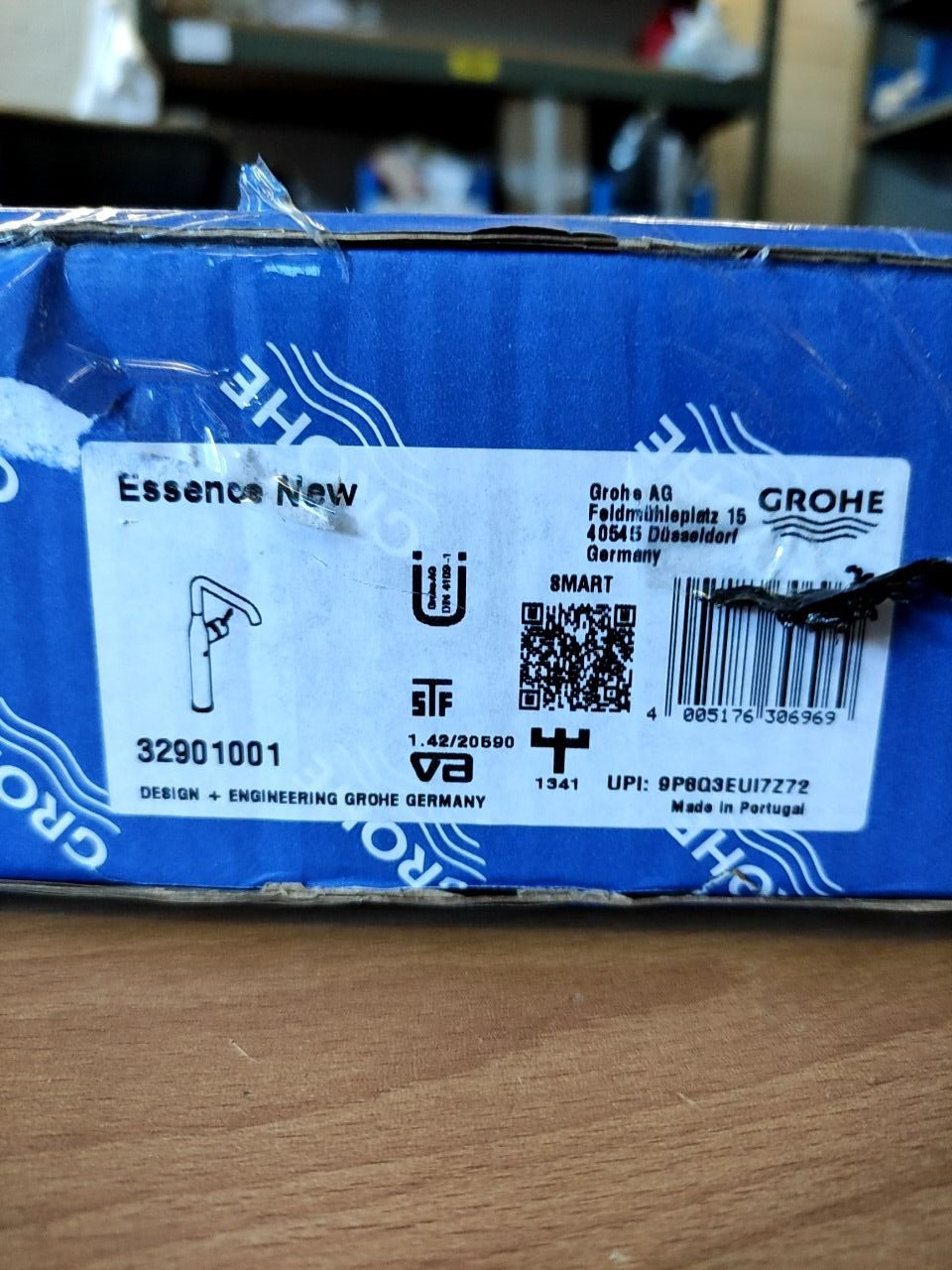 Vysoká umyvadlová baterie bez výpusti chrom Grohe Essence New  32901001