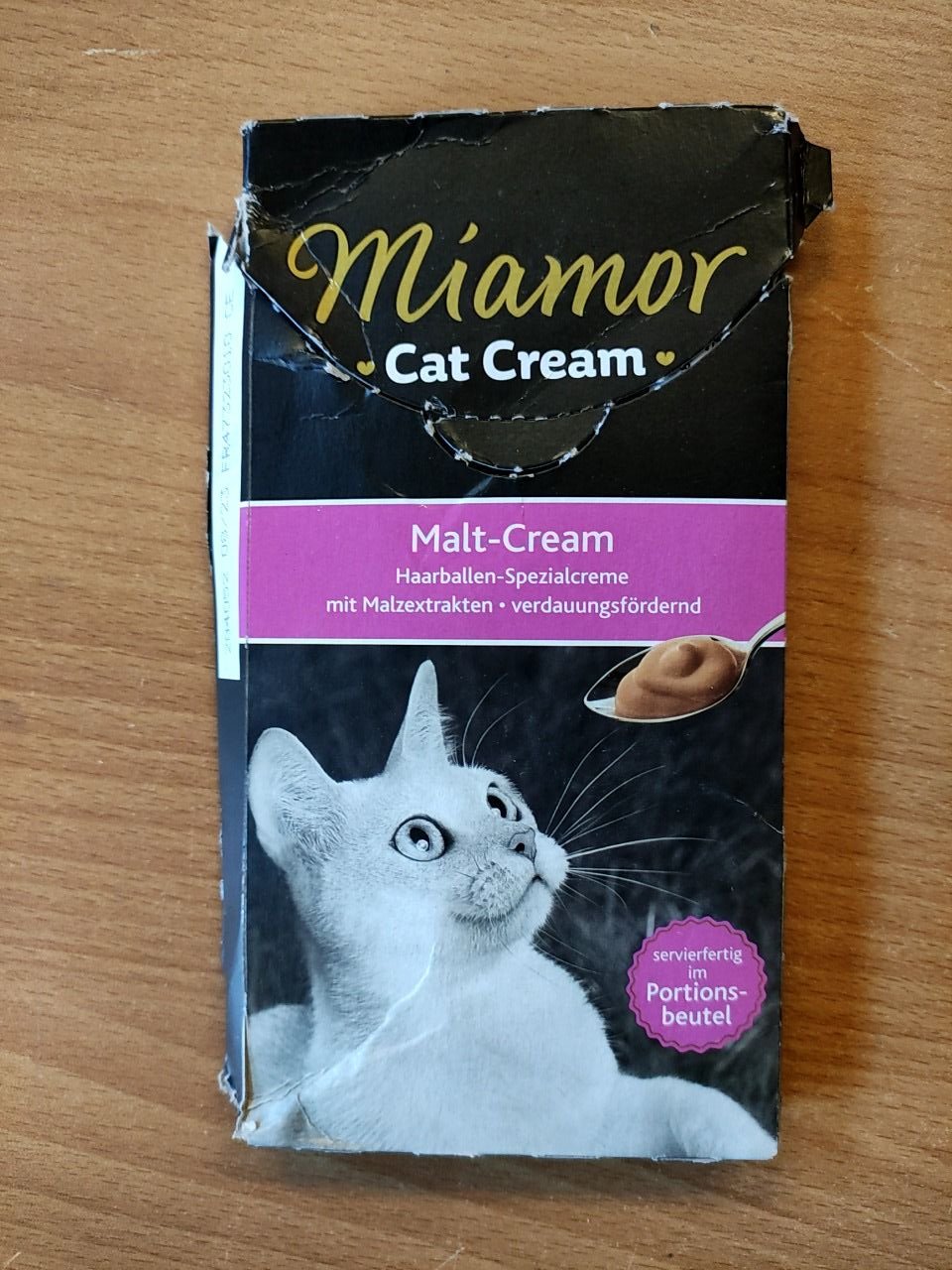 Krmivo pro kočky Miamor 