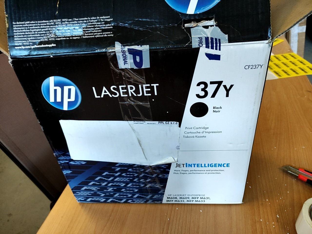 Toner do tiskárny hp LaserJet 37 y