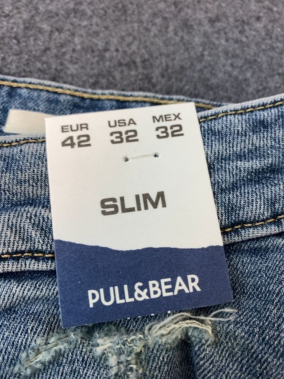 Riflové kraťasy PULL&BEAR Vel. 42