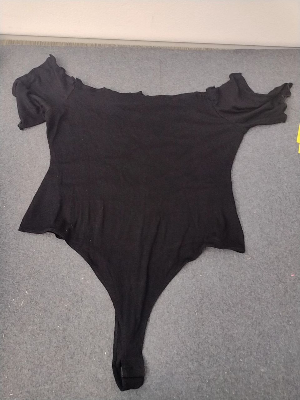 Dámské body Asos Velikost 52