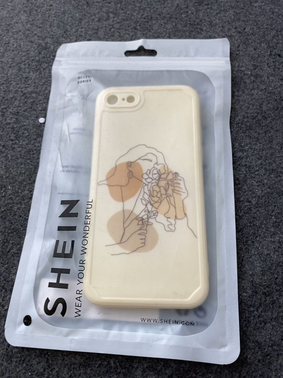 Plastový obal na telefon - zadní kryt Shein iPhone 7/8/SE2