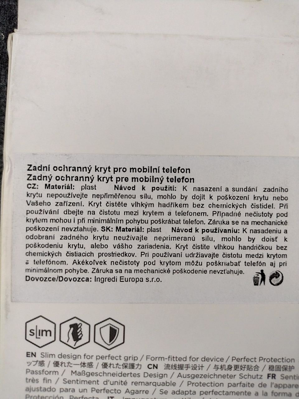 Zadní ochranný kryt pro mobilní telefon Spigen iPhone 4.7"(2020)/8/7