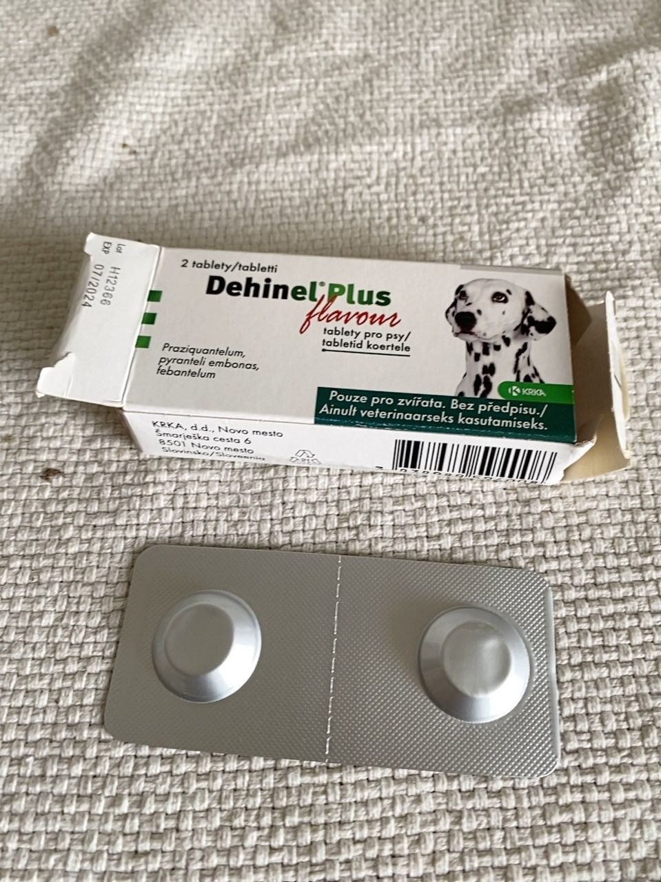 Tablety pro psy na odčervení Dehinel Plus 