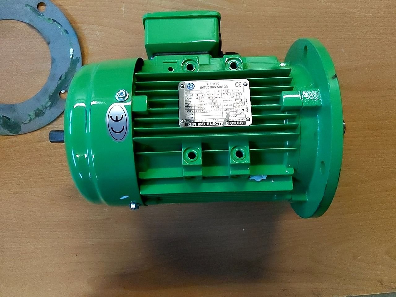 Indukční motor QIN Wei Elektronic ARVF