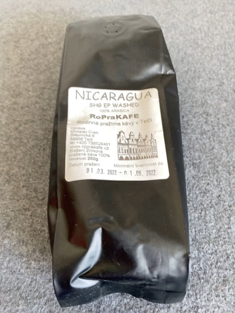 Zrnková káva 100% Arabica RoPraKafe 250 gr