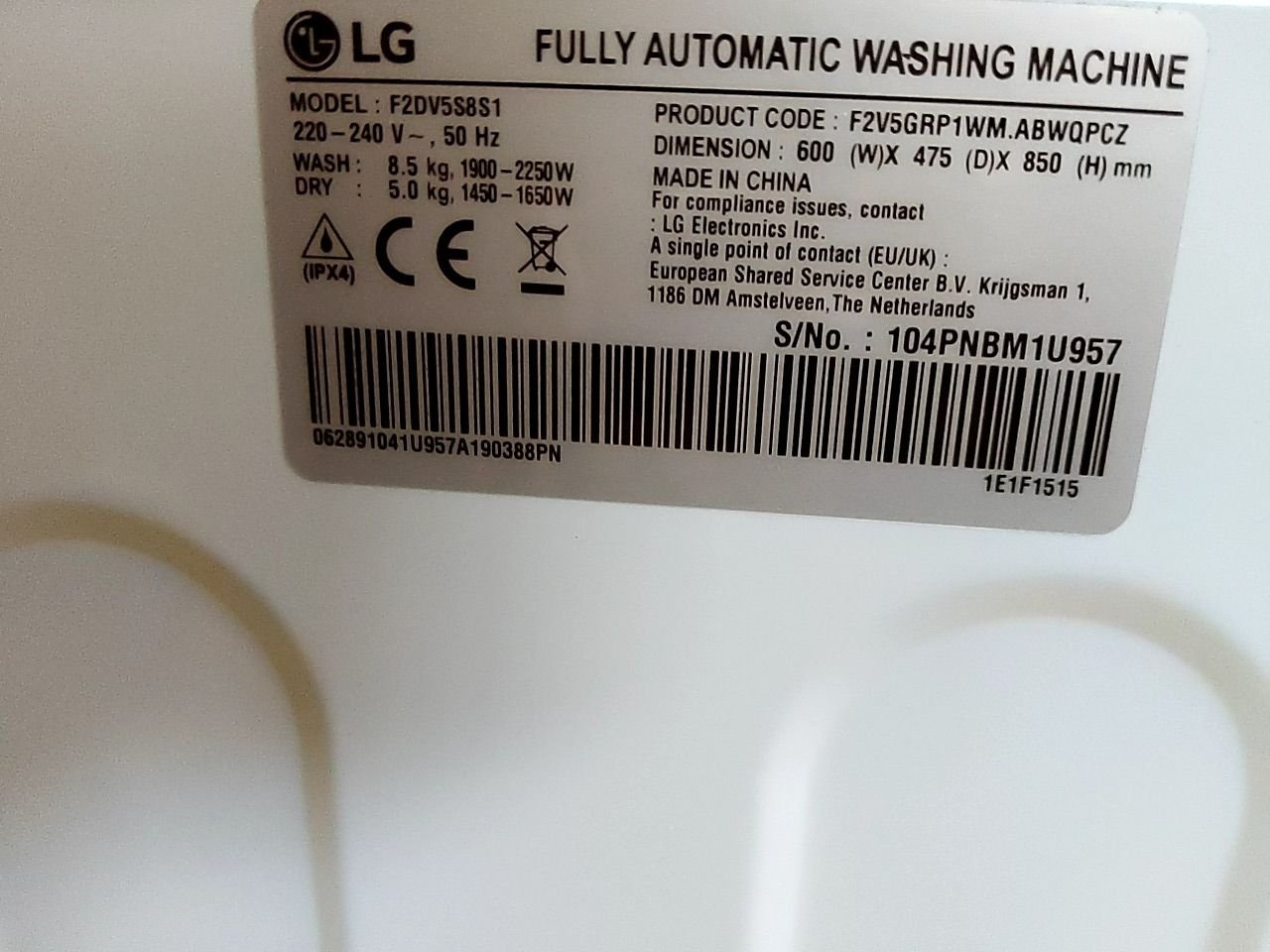 Pračka se sušičkou s předním plněním LG F2DV5S8S1