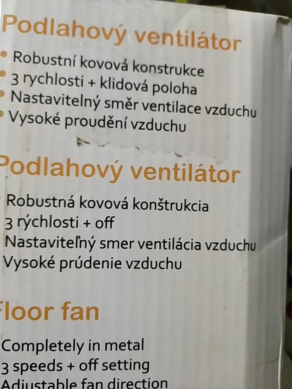 Podlahový ventilátor o průměru 30 cm DOMO DO8131