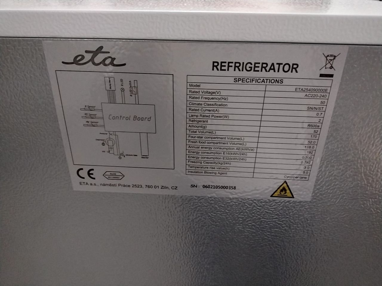 Chladnička s mrazničkou ETA ETA254090000E