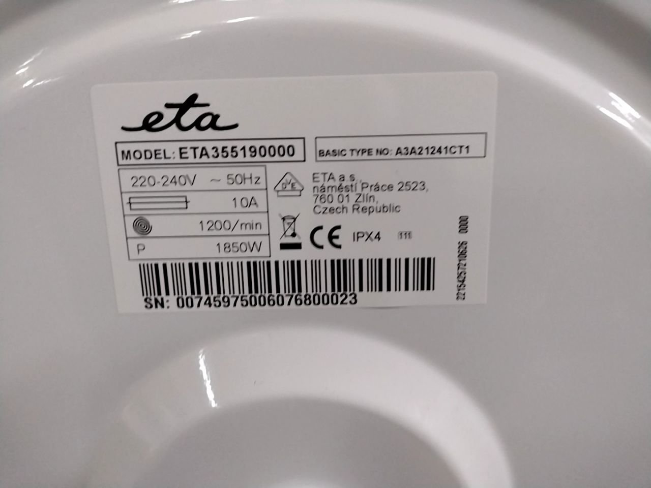 Úzká pračka s předním plněním ETA 355190000