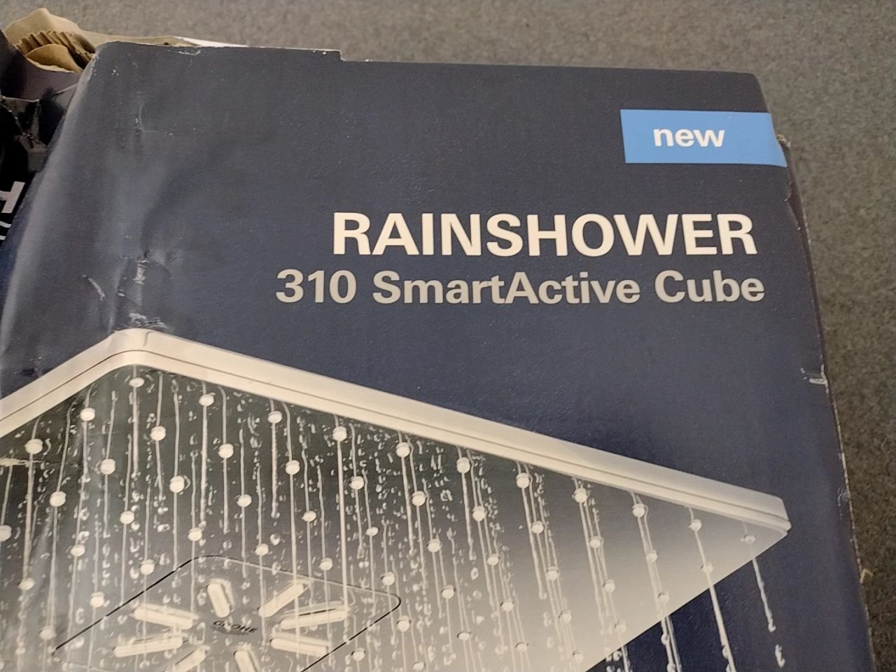 Set ze stěny hranaté hlavové sprchy se 2 režimy proudu Grohe SmartActive 310 Cube