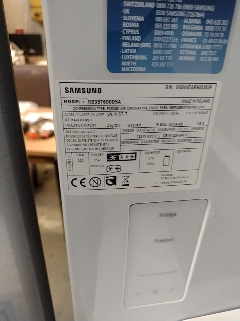 Lednice - s mrazákem dole SAMSUNG RB38T600DSA