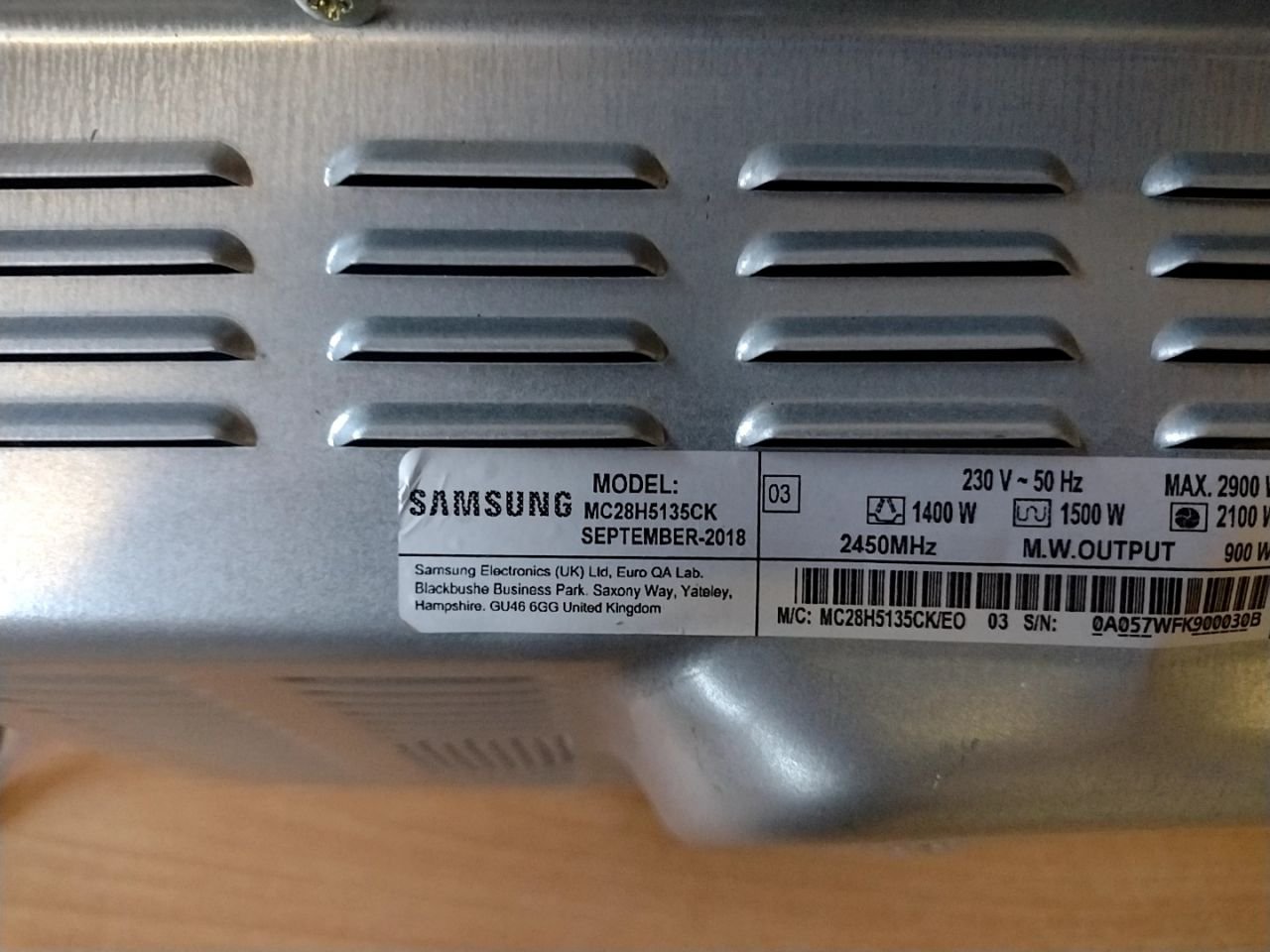 Mikrovlnná trouba Samsung MC28A5135CK