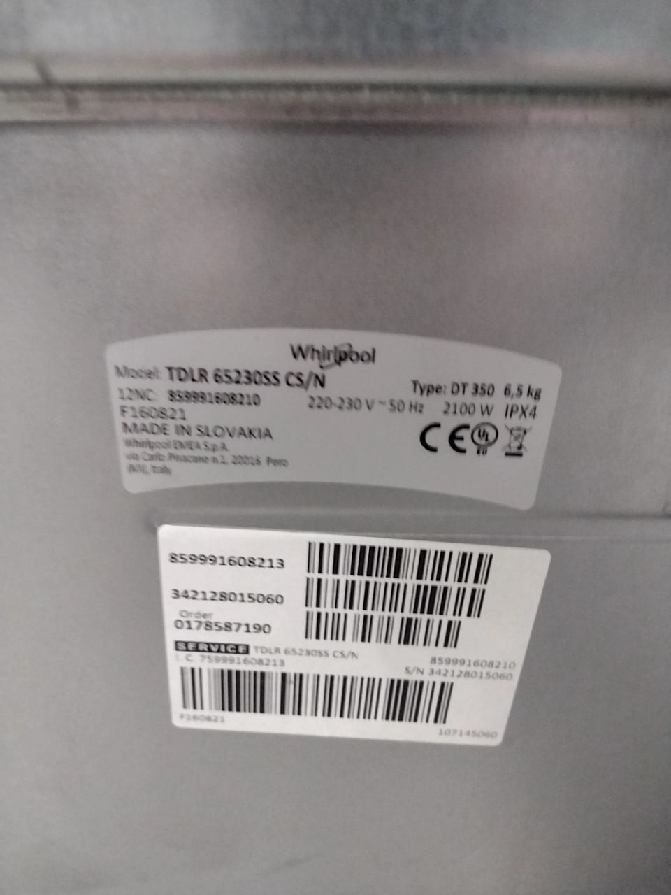 Vrchem plněná pračka Whirlpool TDLR 65230SS CS/N