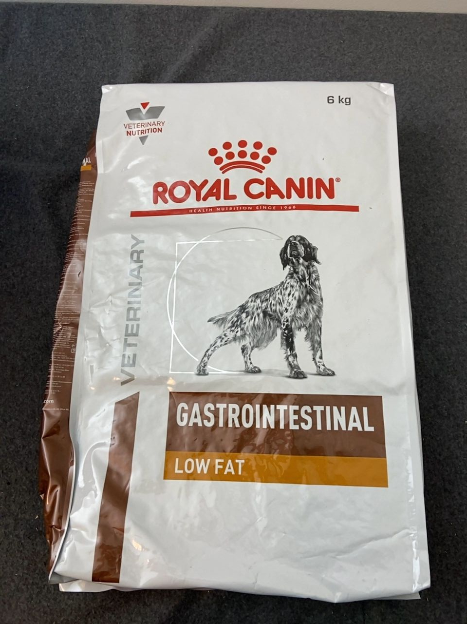 Kompletní suché dietní krmivo pro dospělé psy s onemocněním trávicího traktu ROYAL CANIN VHN Dog Gastrointestinal 6 kg