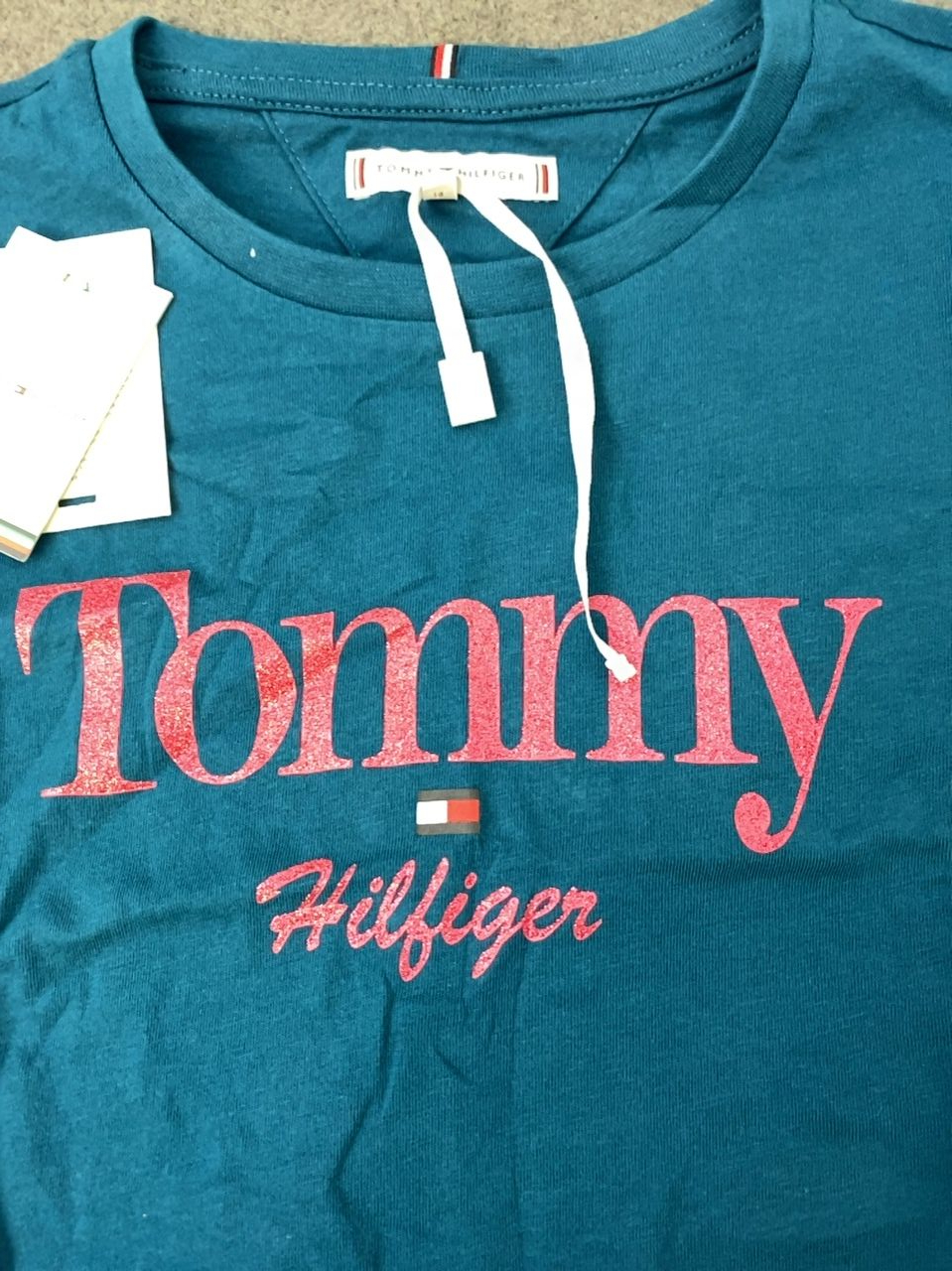 Dětské triko Tommy Hilfiger Velikost 14